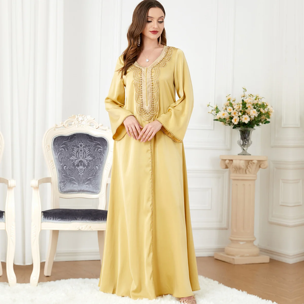 Мусульманская Абайя, арабские платья Макси с V-образным вырезом, расшитые бисером, с длинным рукавом, Модный Марокканский кафтан, Атласное платье с запахом, Женская одежда из Дубая, Турции