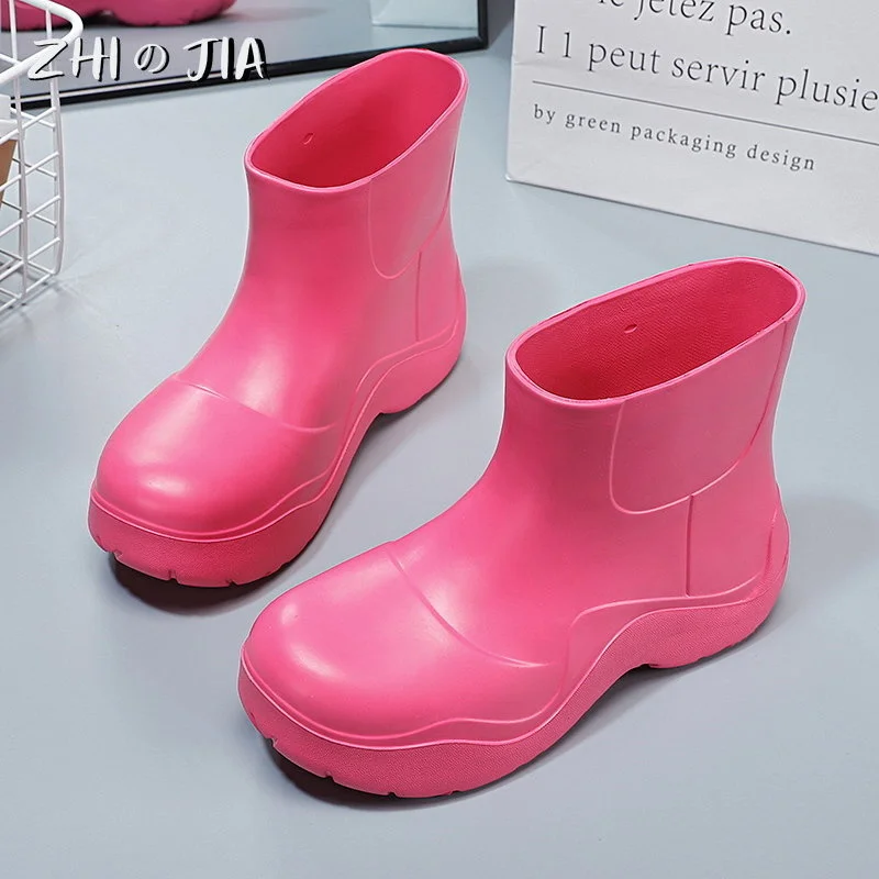 Высококачественные Женские непромокаемые ботинки, Новинка 2023 года, Повседневные модные короткие ботинки на толстой подошве, Уличная нескользящая водонепроницаемая однотонная непромокаемая обувь
