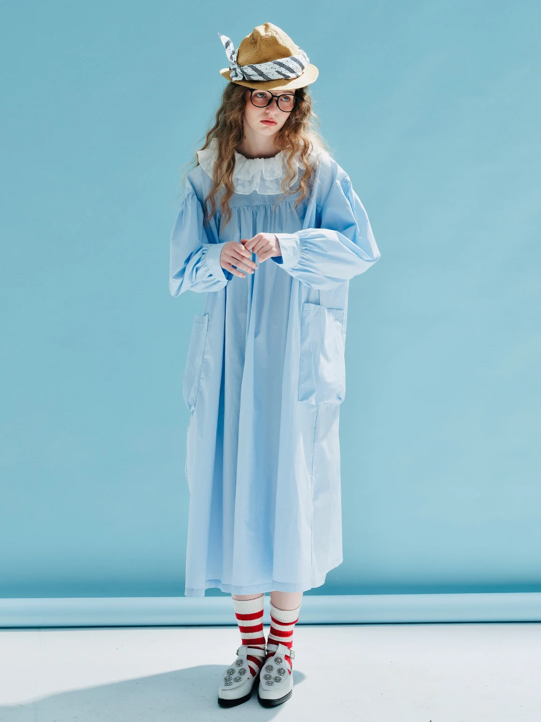 IMAKOKONI оригинальное дизайнерское синее платье из чистого хлопка с кружевным вырезом, поддельное платье-двойка средней длины для женщин 233986