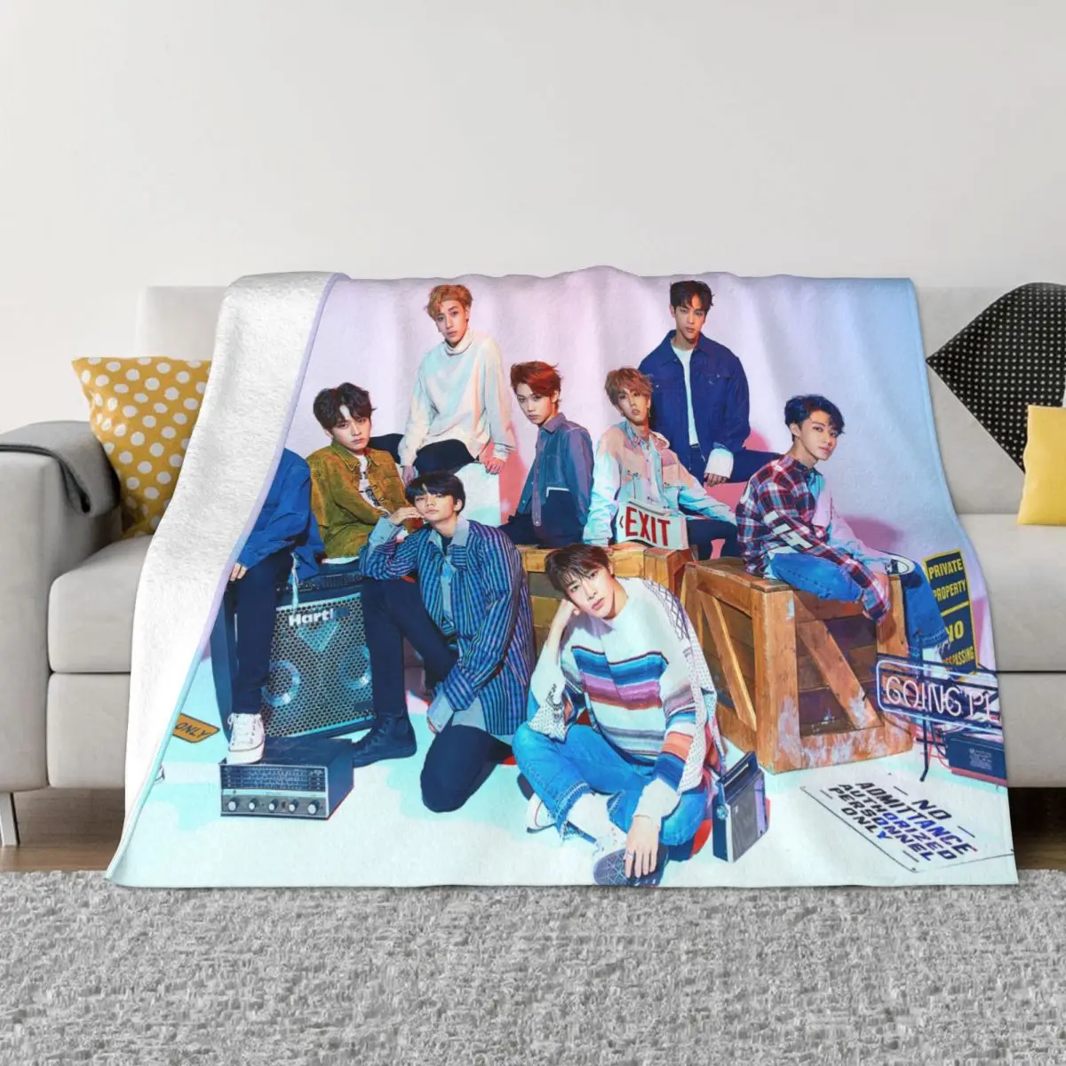 Kpop Star Stray Kids Певица Идол Одеяло Флисовое Всесезонное Мягкое Одеяло для постельных принадлежностей Наружное плюшевое тонкое одеяло