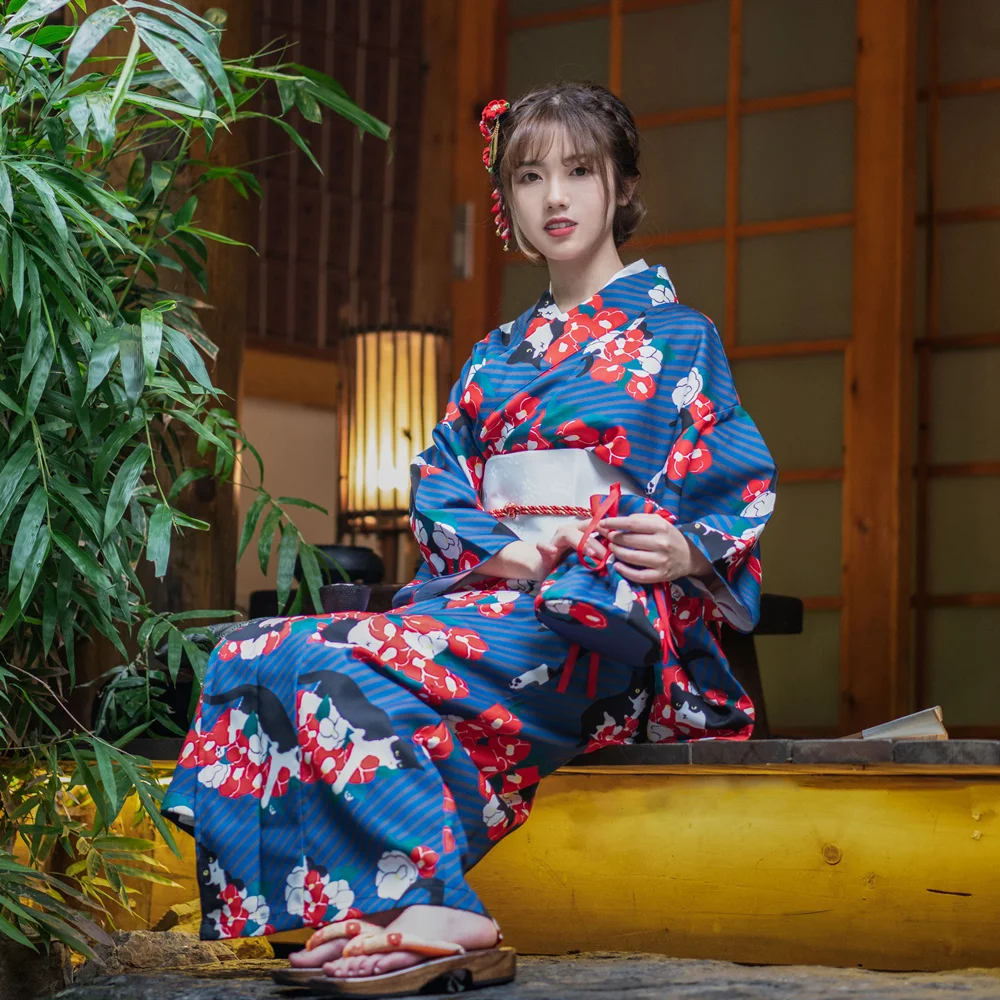 Женское Традиционное Кимоно в японском стиле Синего цвета С принтом милого котенка, Классическое платье Юката для выступлений на сцене, одежда для косплея