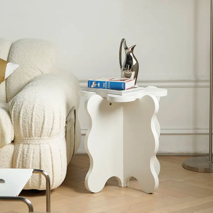 Приставной столик в скандинавском стиле с лепестками, журнальный столик, новый домашний диван для гостиной, креативный дизайнерский угловой столик, журнальный столик, чайный столик, маленький столик