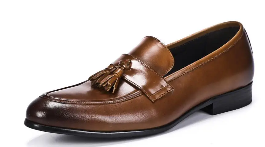 Новая дышащая повседневная обувь для мужчин, модная мужская обувь, лоферы, мужская обувь из натуральной кожи без застежки с острым носком